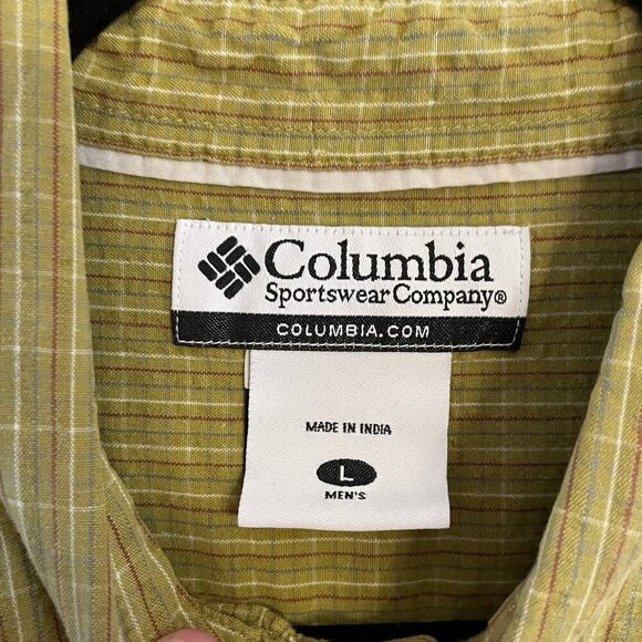 Columbia Men's Sz L Green Short Sleeve Button Up Collared Shirt - Picture 7 of 10